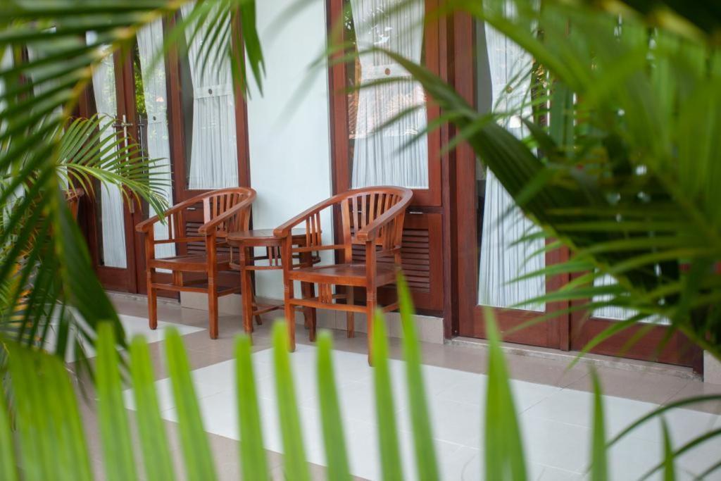 Mae Mae Beach House Batununggul Exterior photo